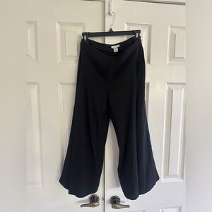 CACHÉ black gauchos. Size 0.